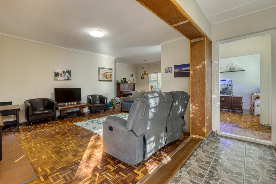 3 Bedroom Property for Sale in Martinville Western Cape